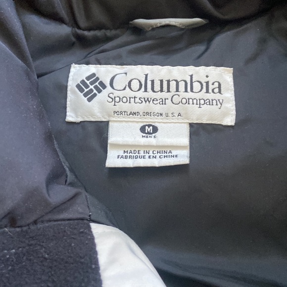 Oversized Columbia grey puffer vest - Picture 4 of 4